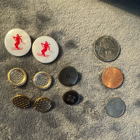 Lot of vintage buttons great condition - Picture 2 of 5